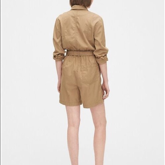 GAP Utility Romper - Picture 2 of 12